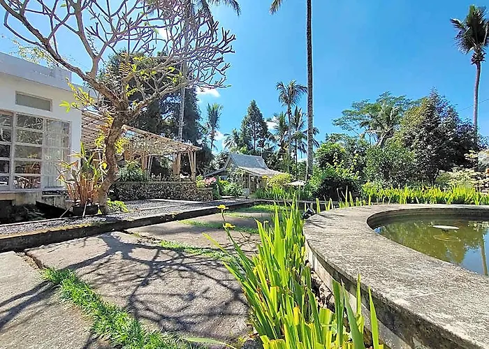 Aventus Ubud منتجع 4*